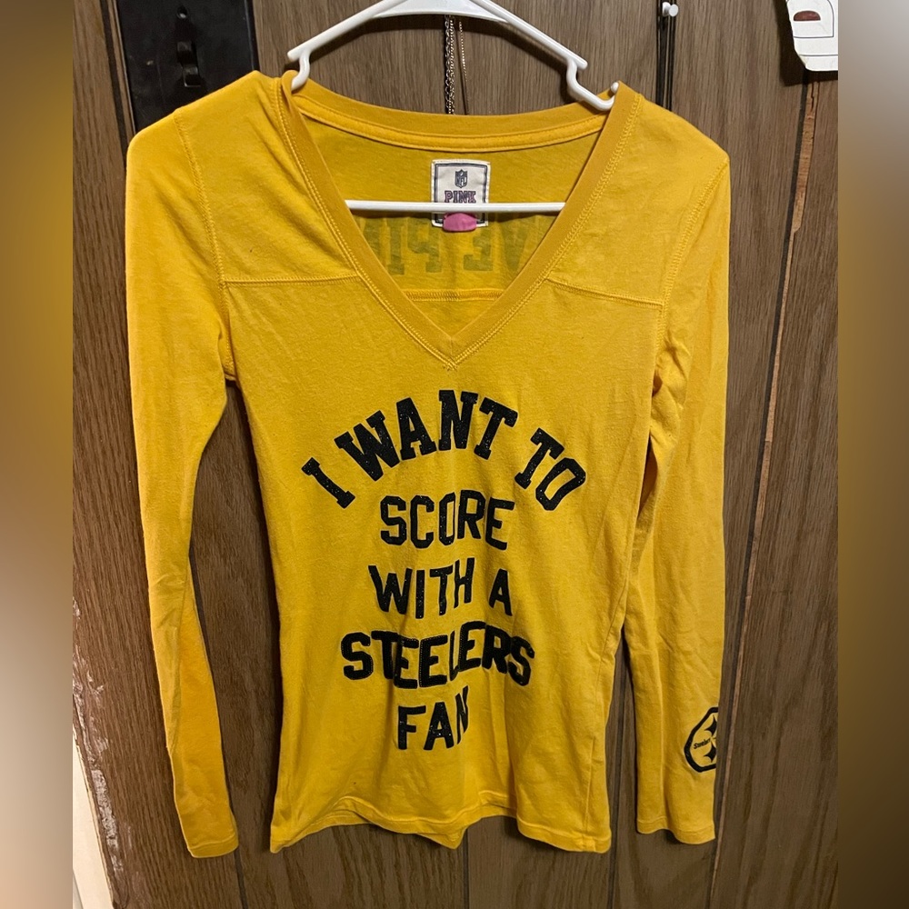 Victoria’s Secret Steelers shirt